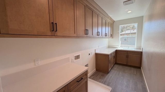 13780 Holly Oak Way, Poway, CA 92064