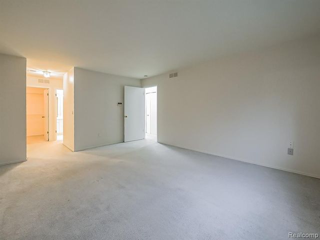 30414 Orchard Lake Road 12, Farmington, MI 48334