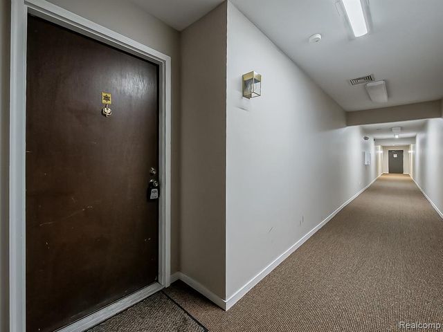 30414 Orchard Lake Road 12, Farmington, MI 48334