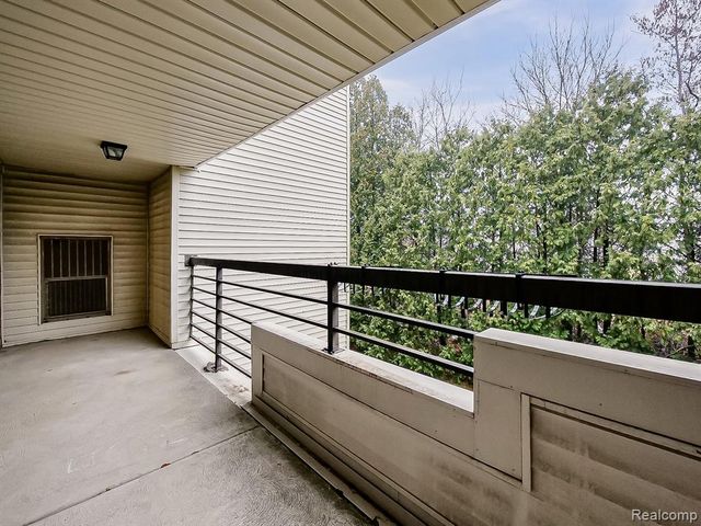 30414 Orchard Lake Road 12, Farmington, MI 48334