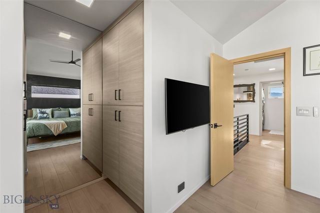 1964 Little Cottage Lane, Bozeman, MT 59715