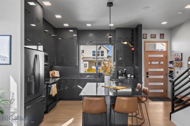 1964 Little Cottage Lane, Bozeman, MT 59715