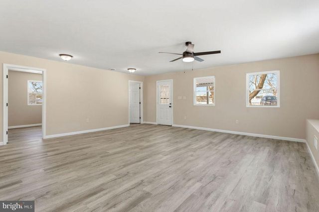 114 E YORK ST, Biglerville, PA 17307