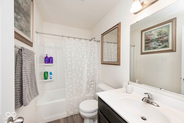 971 Knox Drive, Franklin, IN 46131