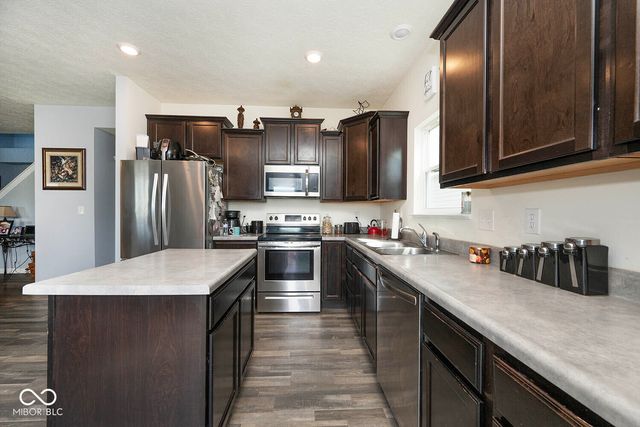 971 Knox Drive, Franklin, IN 46131