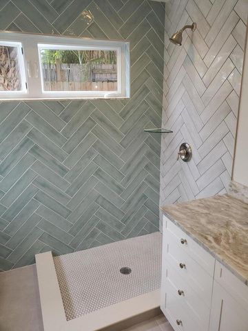 2574 NE Roberta Street, Jensen Beach, FL 34957