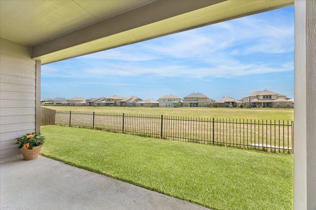 9966 Chimney Swift Lane, Conroe, TX 77385