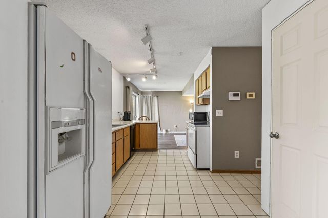 4884 Ivywild Avenue, Hilliard, OH 43026