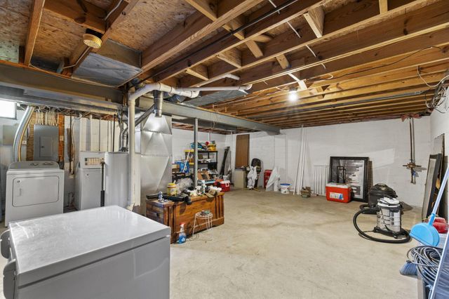 4884 Ivywild Avenue, Hilliard, OH 43026