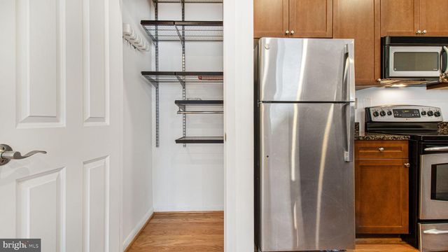 1501 27TH ST SE #406, Washington, DC 20020