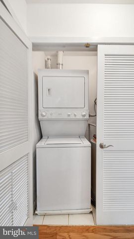 1501 27TH ST SE #406, Washington, DC 20020