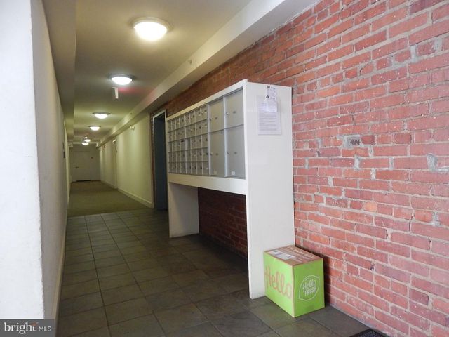 1501 27TH ST SE #406, Washington, DC 20020