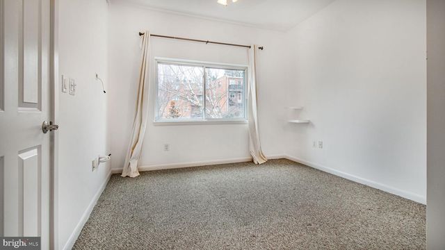 1501 27TH ST SE #406, Washington, DC 20020