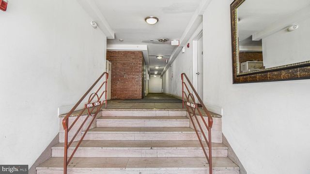 1501 27TH ST SE #406, Washington, DC 20020