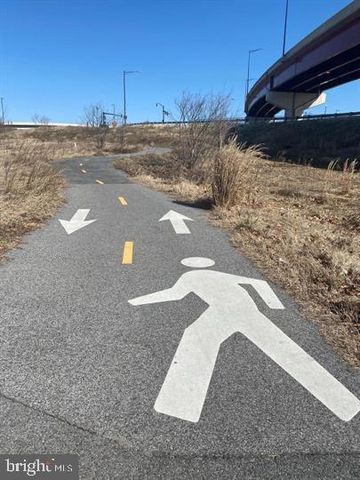 1501 27TH ST SE #406, Washington, DC 20020