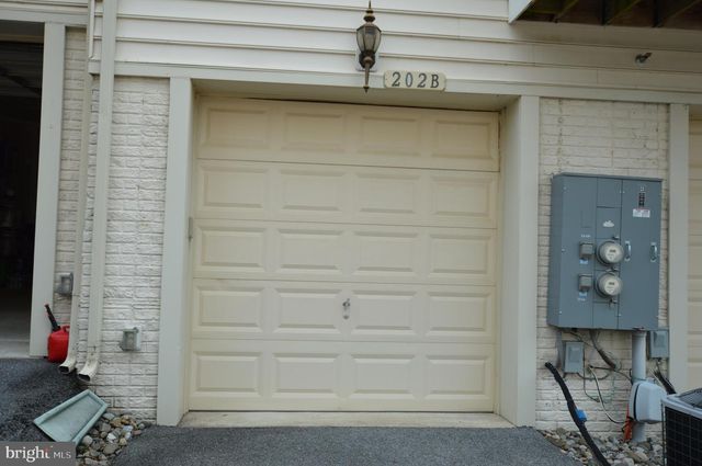 202-B MILL POND RD, Frederick, MD 21701