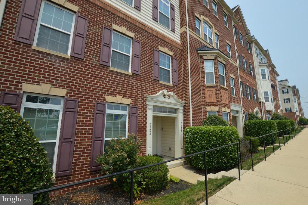 202-B MILL POND RD, Frederick, MD 21701