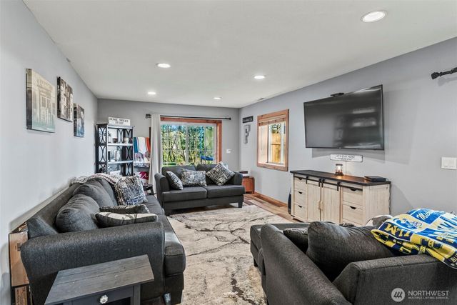 125 Whippoorwill Lane, Longview, WA 98632