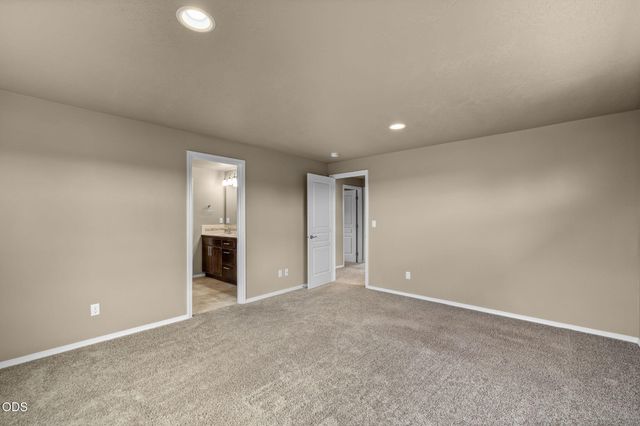 21154 Darnel Avenue, Bend, OR 97702