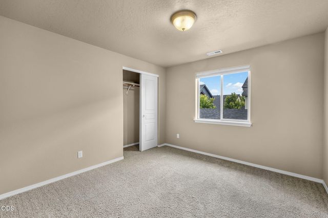 21154 Darnel Avenue, Bend, OR 97702