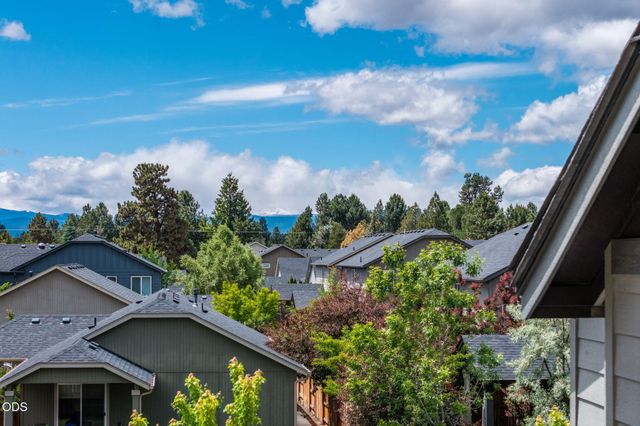 21154 Darnel Avenue, Bend, OR 97702