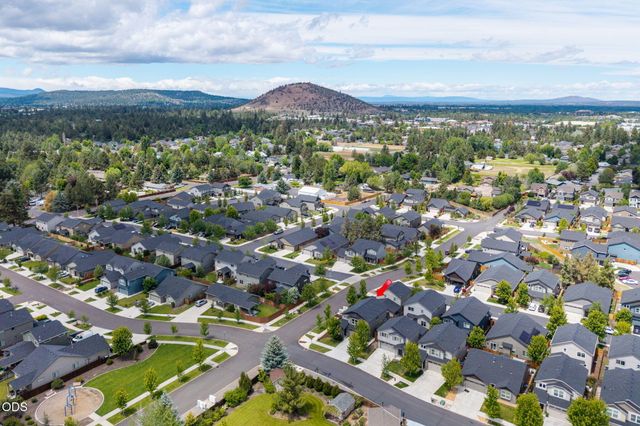 21154 Darnel Avenue, Bend, OR 97702