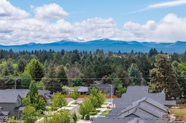 21154 Darnel Avenue, Bend, OR 97702