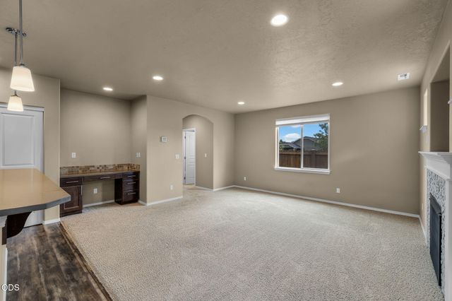21154 Darnel Avenue, Bend, OR 97702