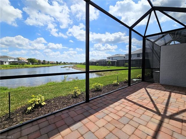 2167 Dragonfruit WAY, Naples, FL 34120