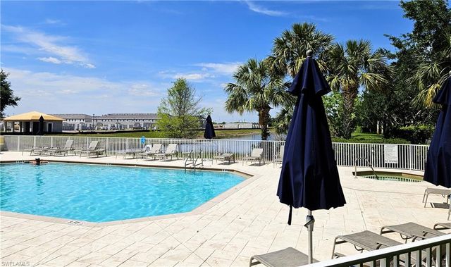 2167 Dragonfruit WAY, Naples, FL 34120