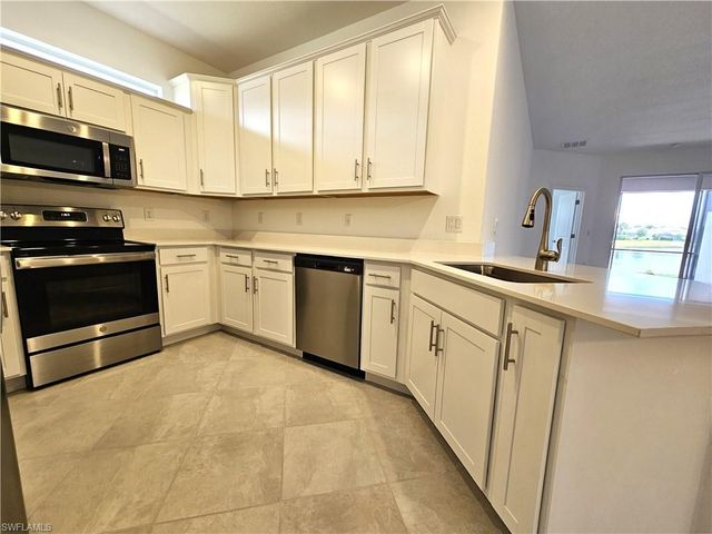 2167 Dragonfruit WAY, Naples, FL 34120