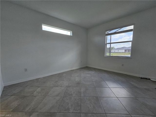 2167 Dragonfruit WAY, Naples, FL 34120