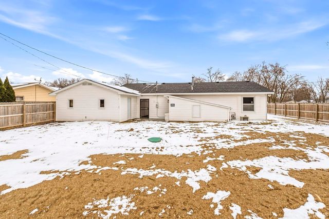 23420 Martin Avenue, Elkhart, IN 46517