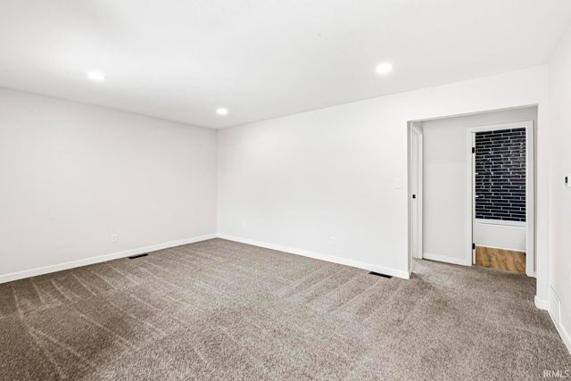 23420 Martin Avenue, Elkhart, IN 46517