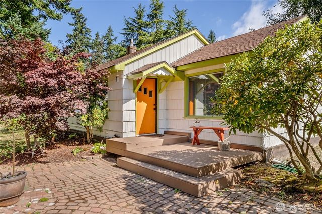 615 SW Camano Drive, Camano Island, WA 98282