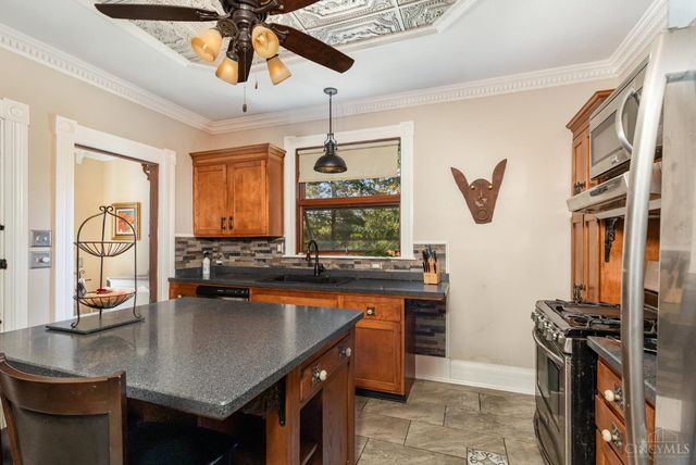 7027 Gracely Drive, Cincinnati, OH 45233