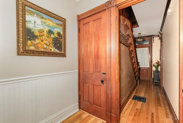 7027 Gracely Drive, Cincinnati, OH 45233