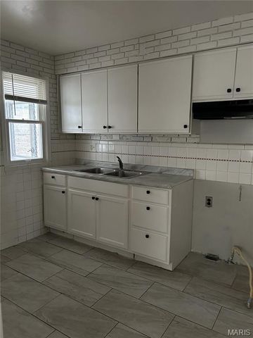 1243 Addison Drive, Bellefontaine Nghbrs, MO 63137