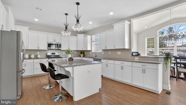 356 DALEVIEW DR, Glen Burnie, MD 21060