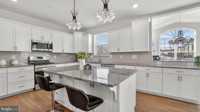 356 DALEVIEW DR, Glen Burnie, MD 21060