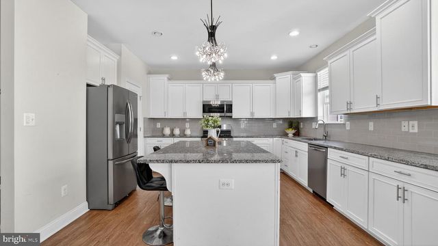 356 DALEVIEW DR, Glen Burnie, MD 21060