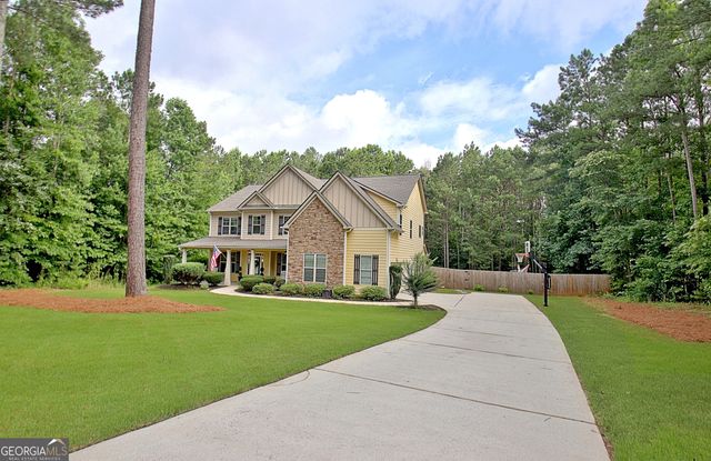 179 Timbercreek Estates Drive, Sharpsburg, GA 30277