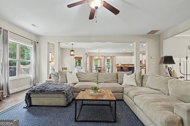 179 Timbercreek Estates Drive, Sharpsburg, GA 30277
