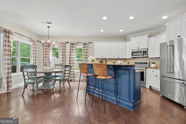 179 Timbercreek Estates Drive, Sharpsburg, GA 30277