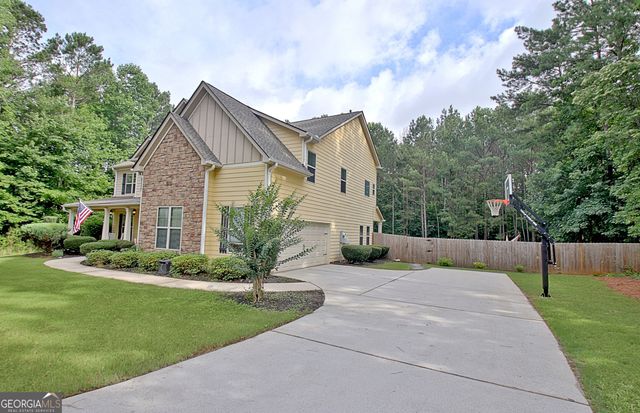 179 Timbercreek Estates Drive, Sharpsburg, GA 30277