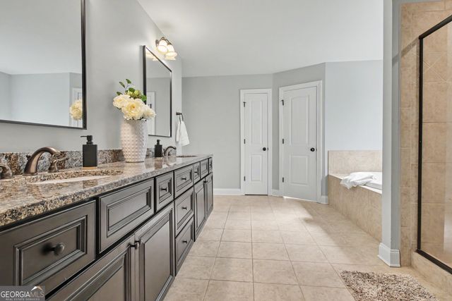 179 Timbercreek Estates Drive, Sharpsburg, GA 30277