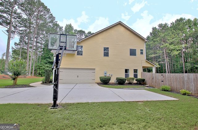 179 Timbercreek Estates Drive, Sharpsburg, GA 30277