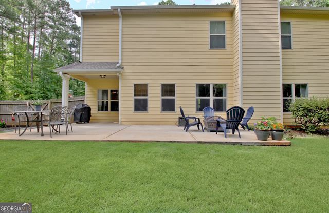 179 Timbercreek Estates Drive, Sharpsburg, GA 30277