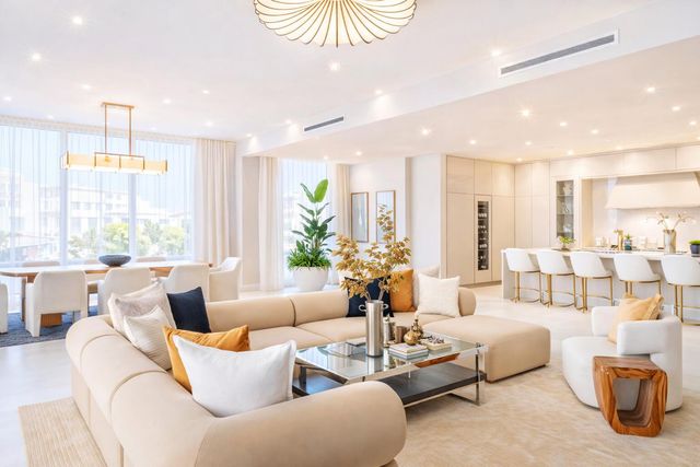 220 SE MIZNER Boulevard 904, Boca Raton, FL 33432