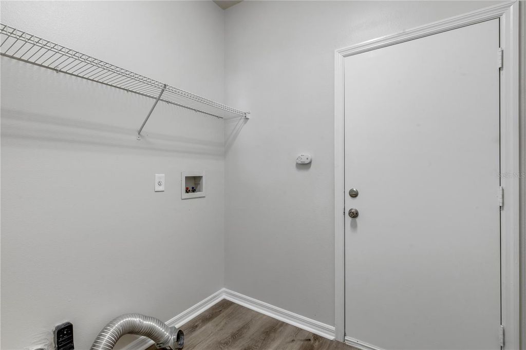 Image 25 of property listing at 4531 GALLBERRY COURT, Orlando, FL 32818